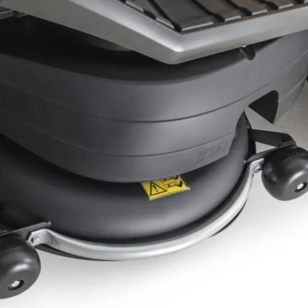 STIGA TORNADO 7108 W Petrol Lawn Tractor - Image 10