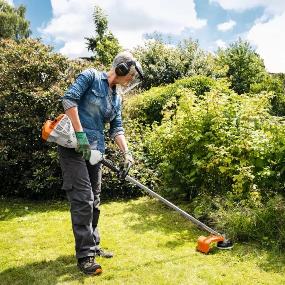 STIHL FS 56 RC-E Petrol Brushcutter - Image 2