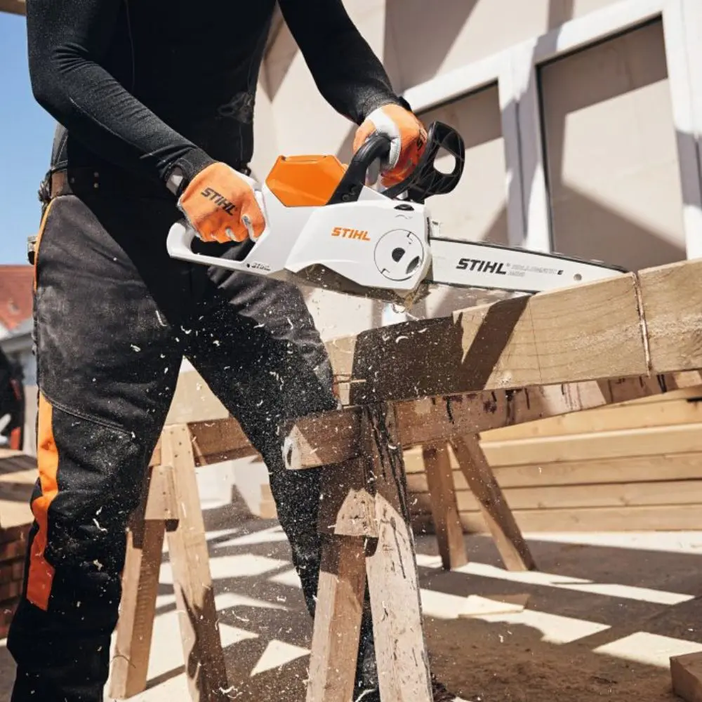 STIHL MSA 160 C-B Cordless Chainsaw (Shell Only) - Image 3