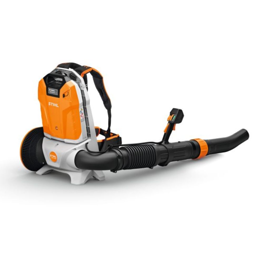 STIHL BGA 300 Cordless Backpack Leaf Blower (Kit) - Image 2
