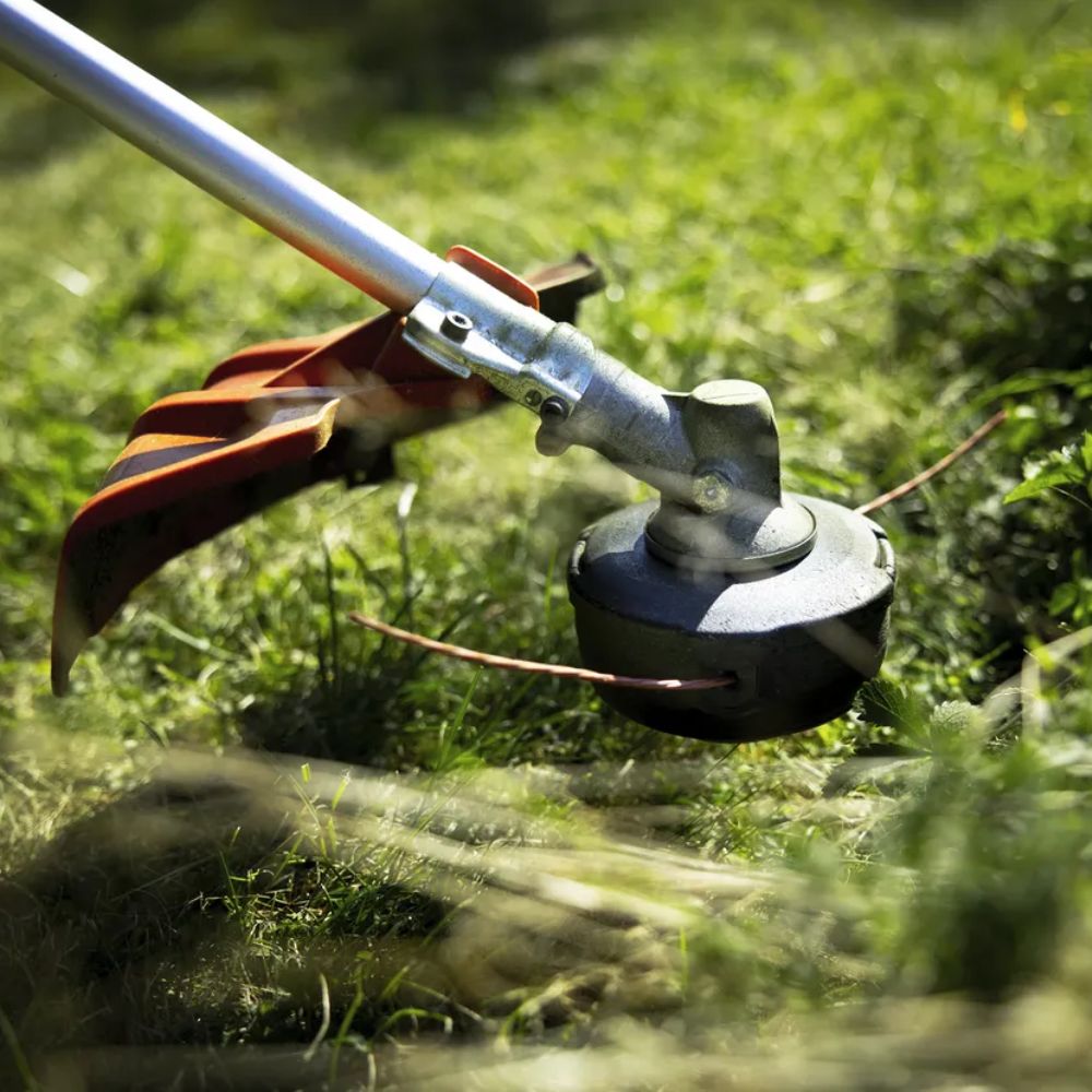 HUSQVARNA 325iR Battery Brushcutter (Shell Only) - Image 4