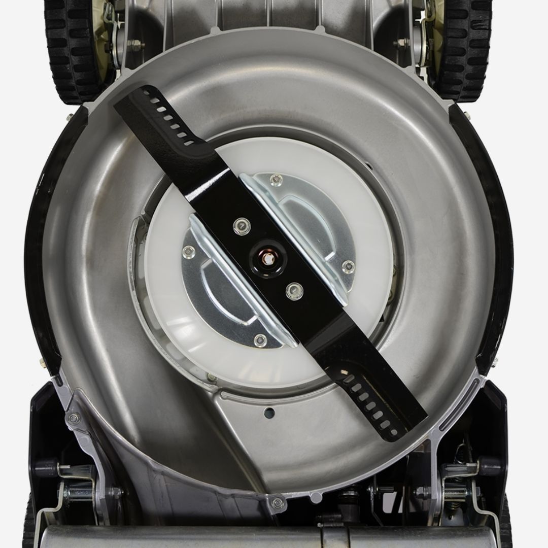 COBRA RM53HST-PRO Petrol Roller Mower - Image 5