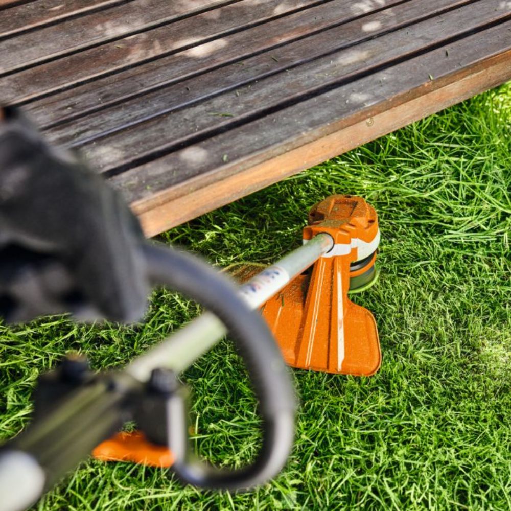 STIHL FSA 70 R Cordless Brushcutter (Kit) - Image 3