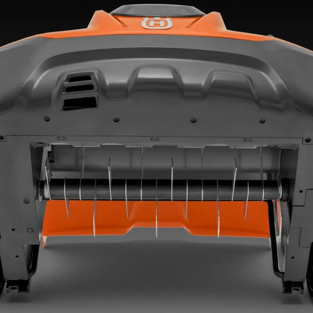 HUSQVARNA S 138I Cordless De-thatcher - Image 5