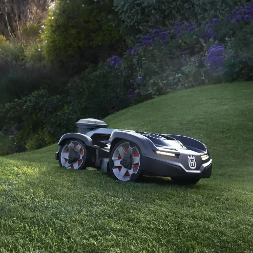 HUSQVARNA Automower® 435X AWD NERA Robotic Mower (wire-free technology) - Image 2