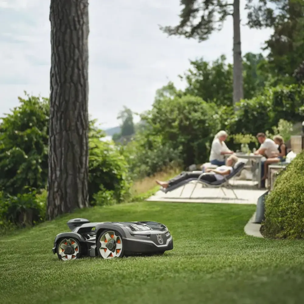 HUSQVARNA Automower® 435X AWD NERA Robotic Mower (wire-free technology) - Image 3