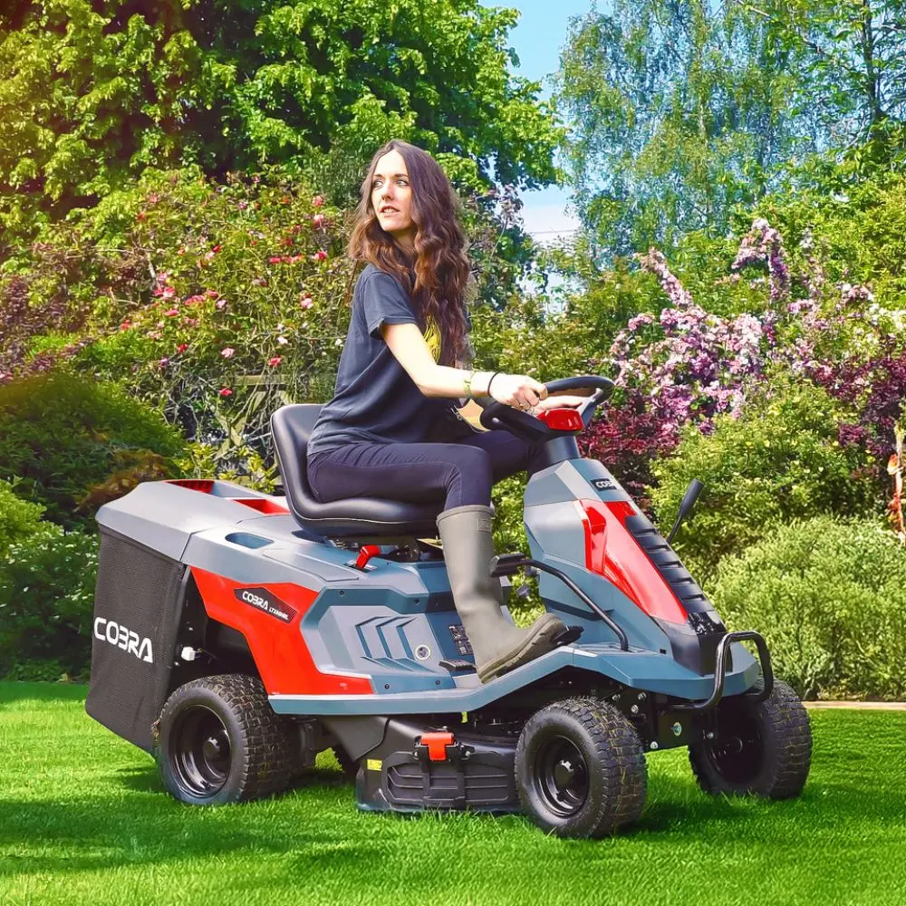 COBRA LTX66HRL Ride-On Mower - Image 2