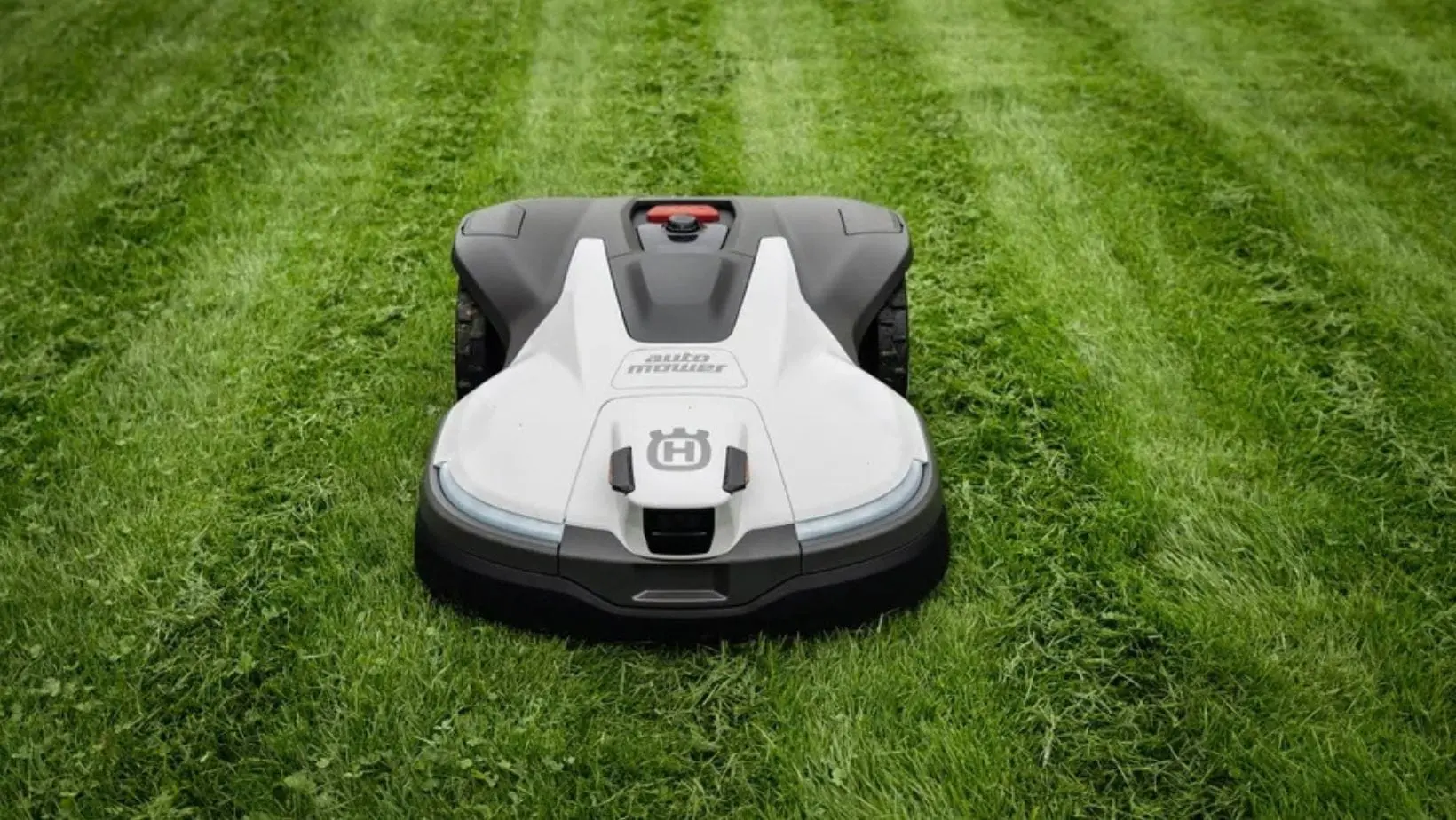 a Husqvarna Automower® 430V NERA on a striped lawn